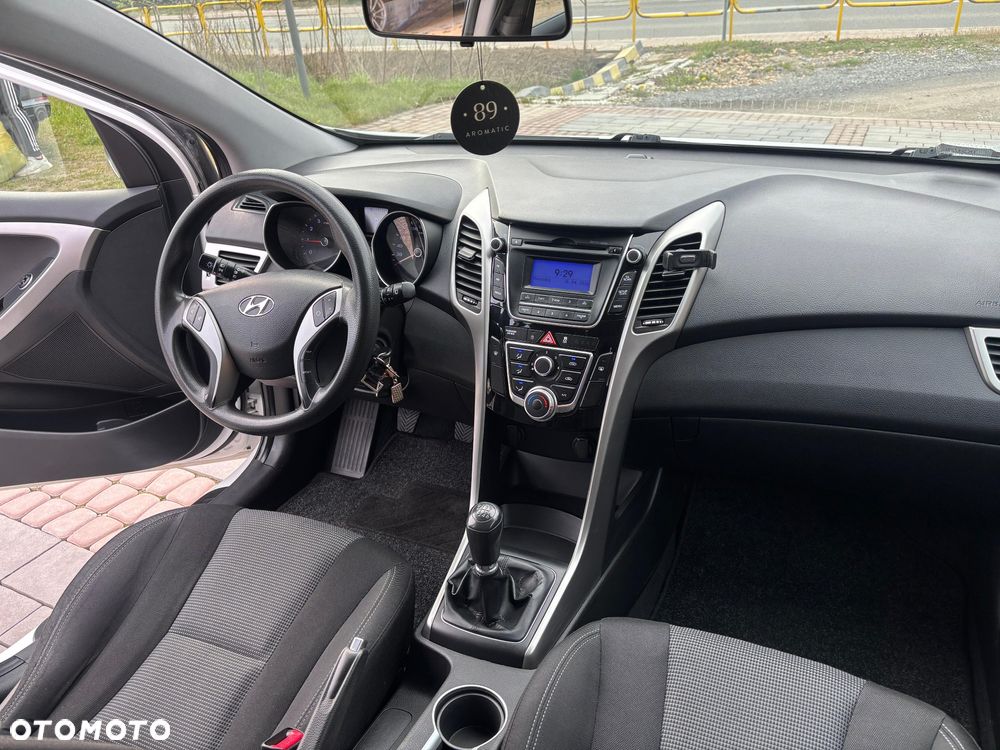 Hyundai i30 1.4 BlueDrive Comfort - 26
