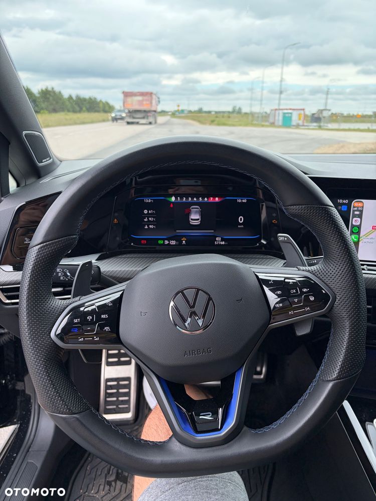 Volkswagen Golf - 29