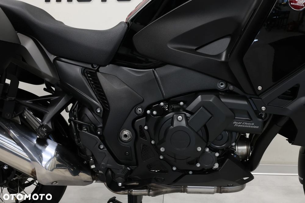 Honda VFR - 21