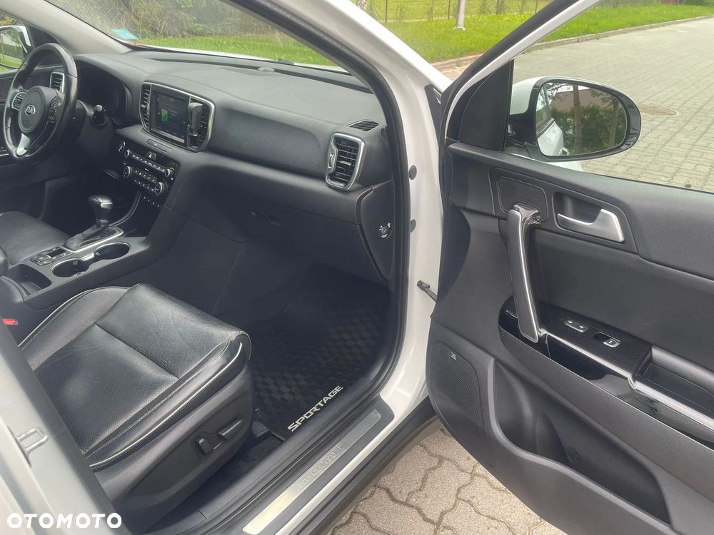 Kia Sportage 2,0 CRDI AWD Platinum - 15