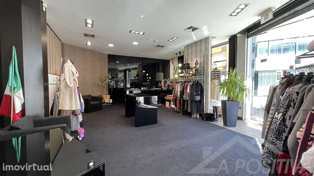 Loja  Venda em São João da Madeira,São João da Madeira - Grande imagem: 4/21