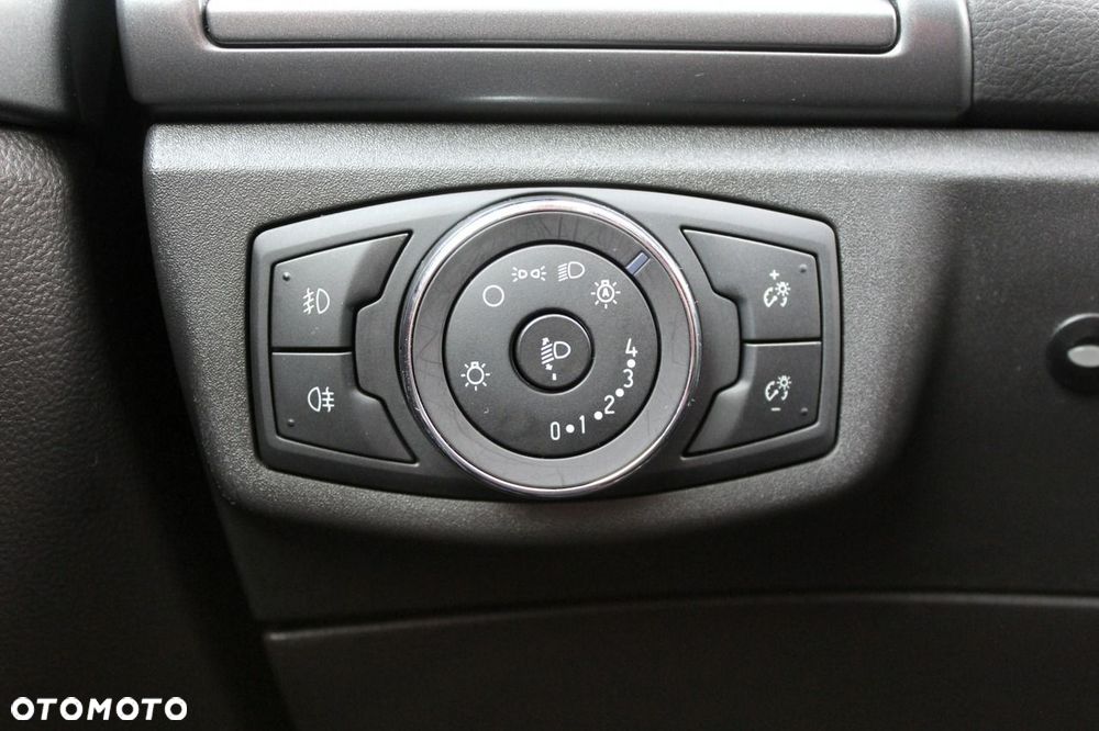 Ford Mondeo - 21