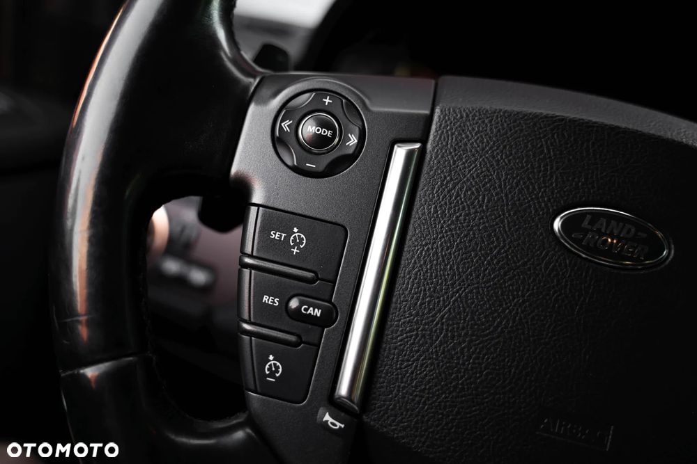 Land Rover Discovery 3.0 SD V6 SE - 22