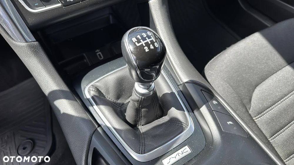 Ford Mondeo 2.0 EcoBlue Trend - 19