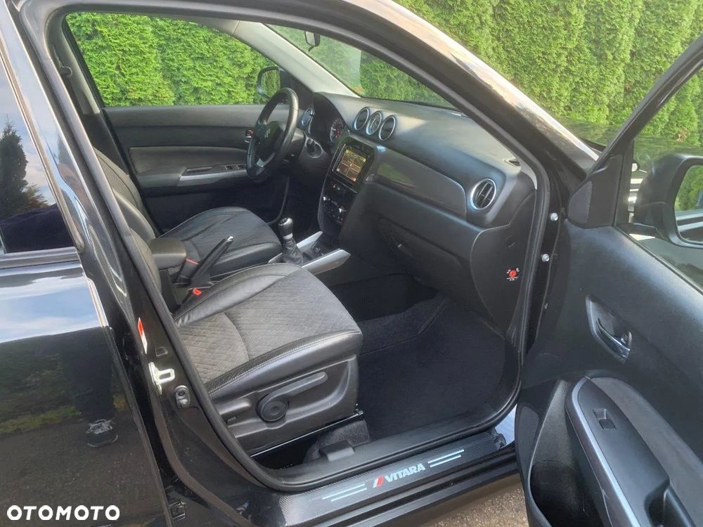 Suzuki Vitara 1.4 Boosterjet Hybrid Comfort+ - 11