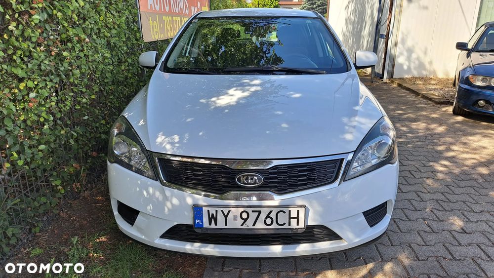 Kia Ceed - 19