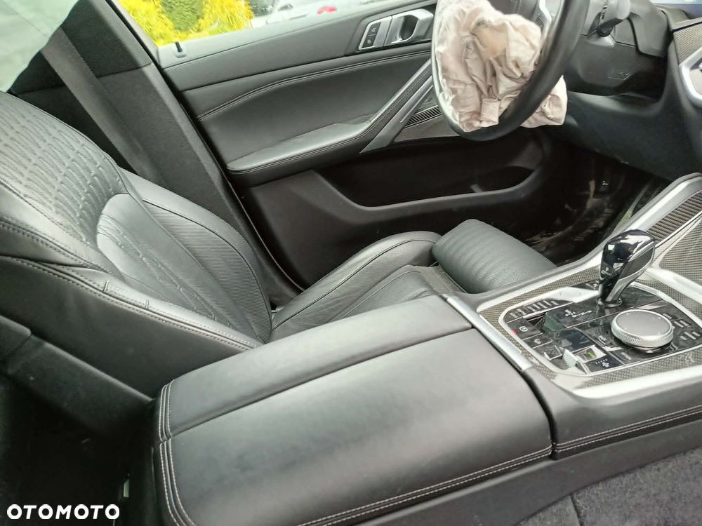 BMW X6 xDrive30d - 25