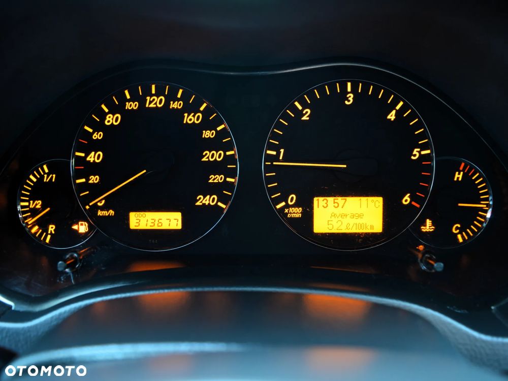Toyota Avensis 2.0 D-4D Sol - 29