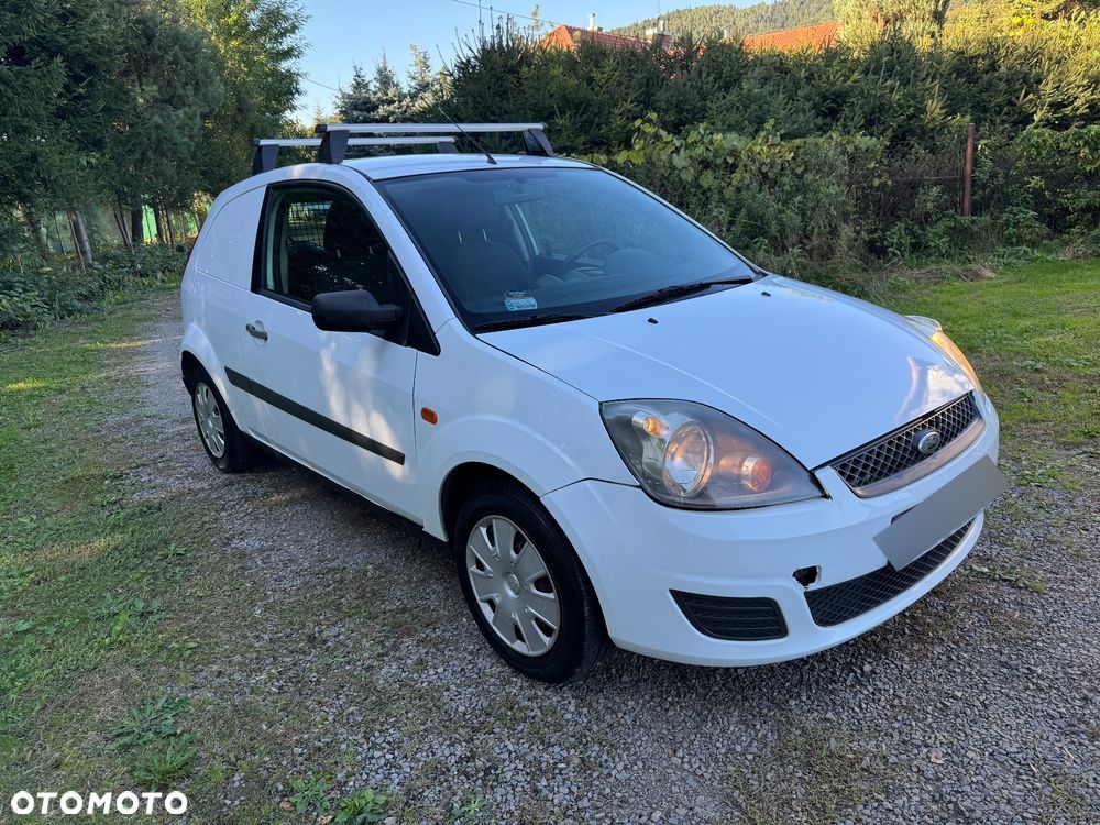 Ford Fiesta 1.4 TDCi Ambiente - 1