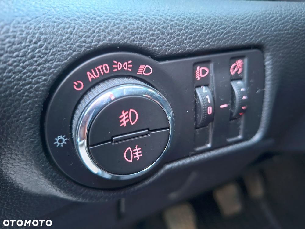Opel Astra 1.4 Turbo ecoFLEX Start/Stop Innovation - 34