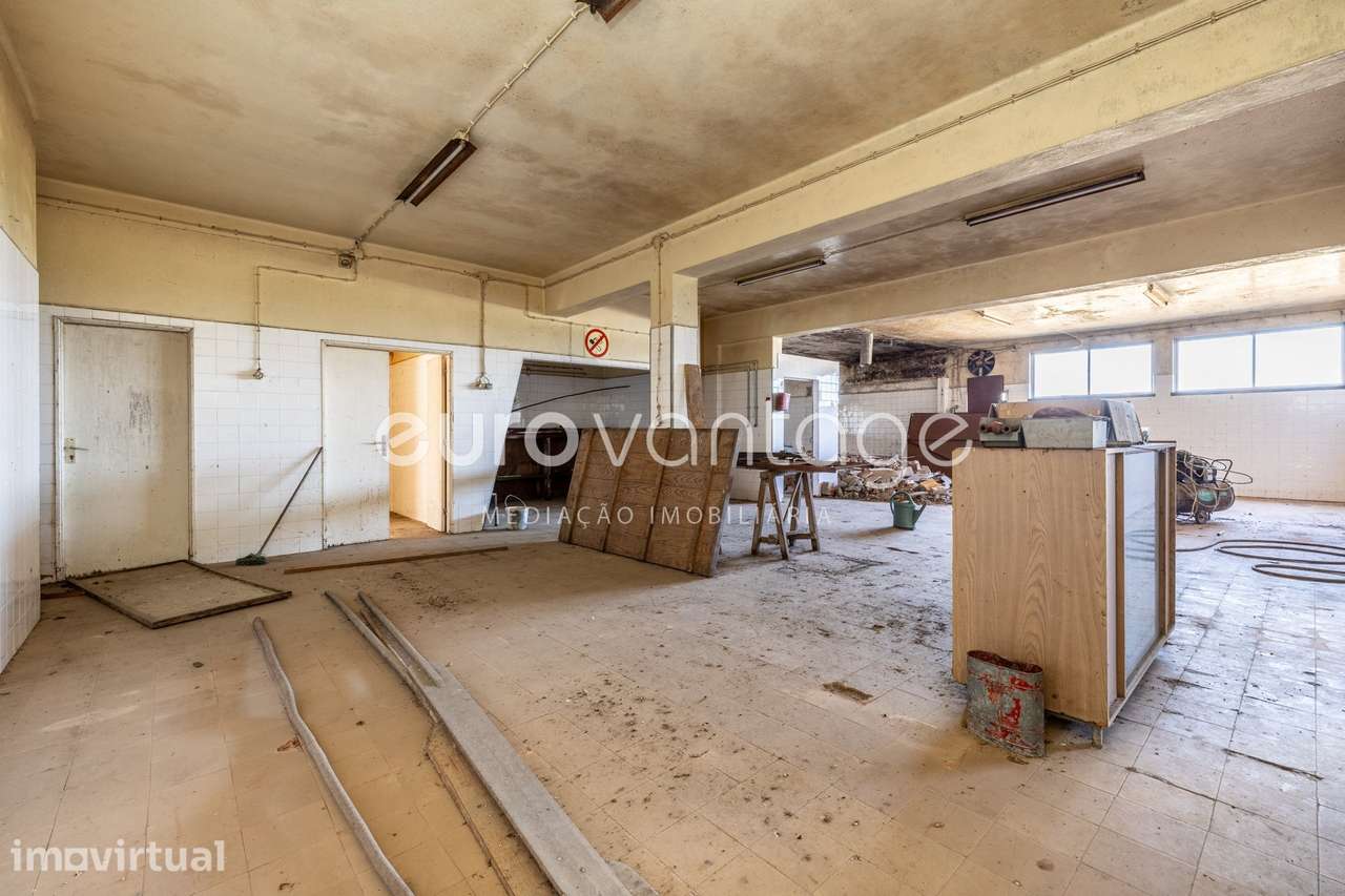 Espaço comercial/industrial com grande potencial - Grande imagem: 5/22