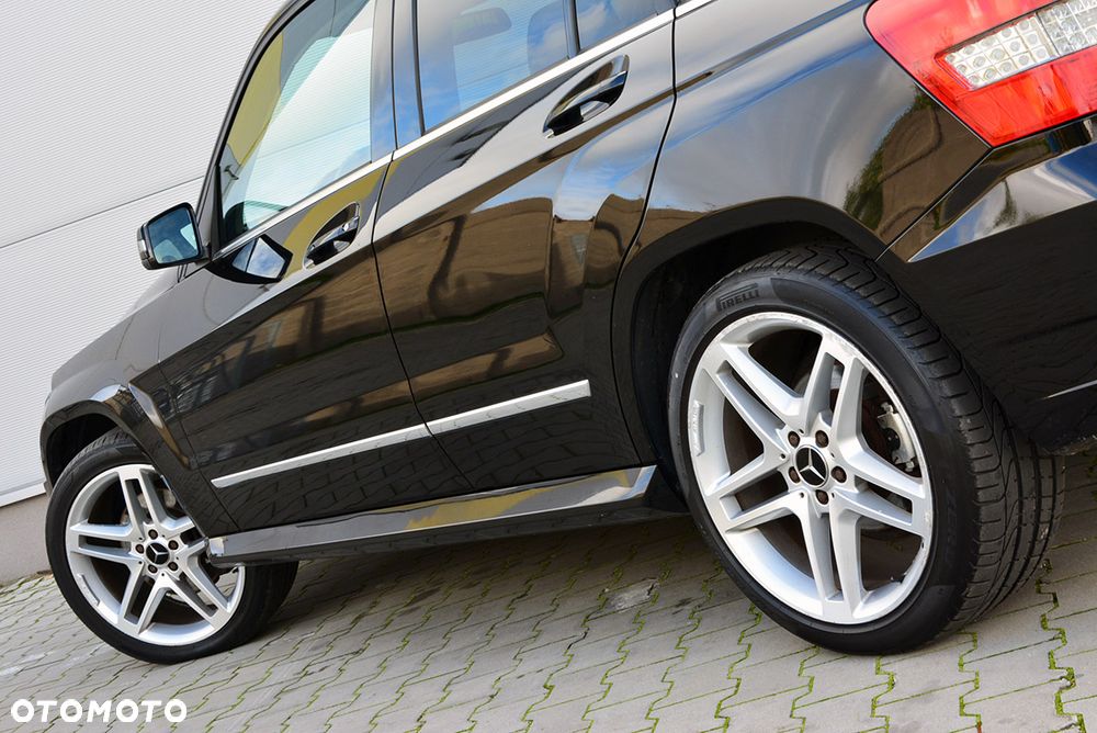 Mercedes-Benz GLK 350 CDI DPF 4Matic 7G-TRONIC SPORT EDITION - 12