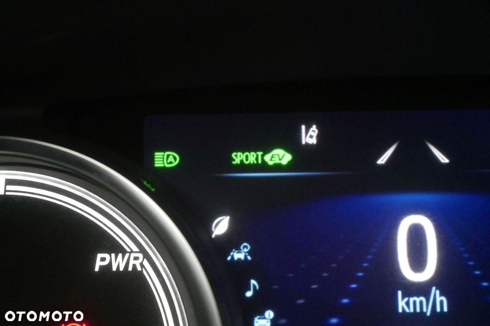 Toyota Camry 2.5 Hybrid Comfort CVT - 22