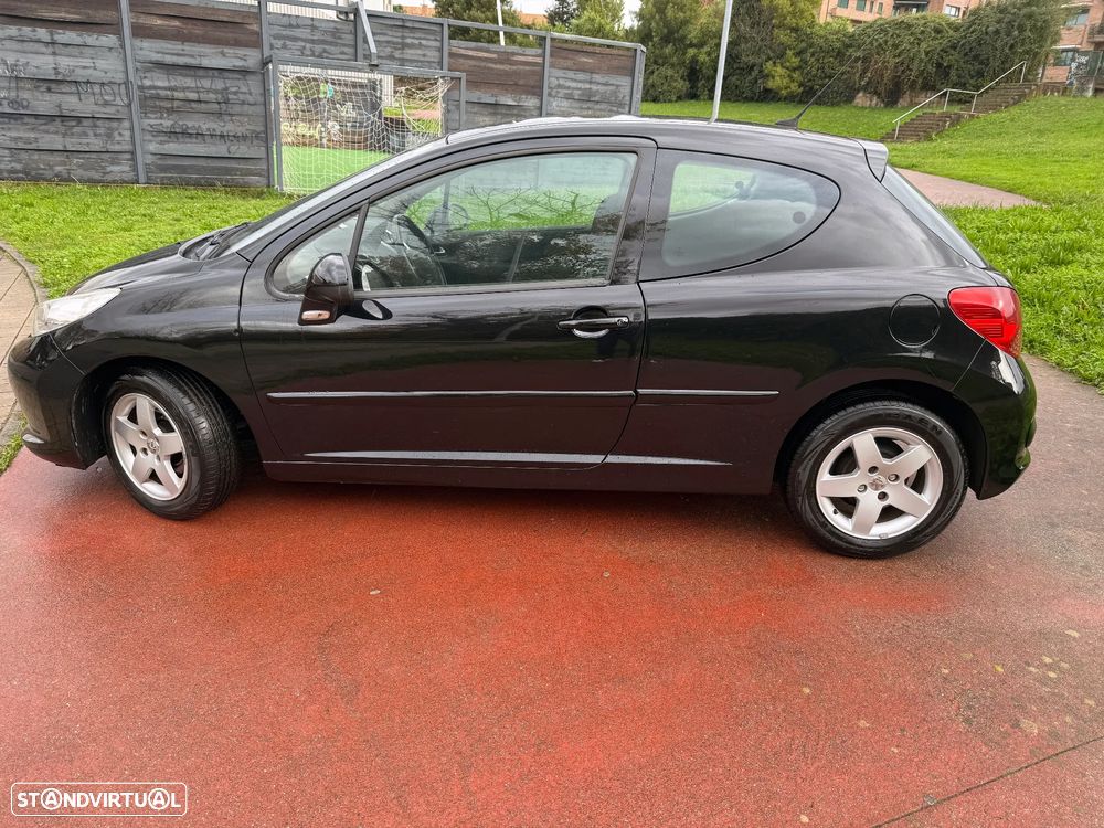 Peugeot 207 1.4 16V Sport - 2