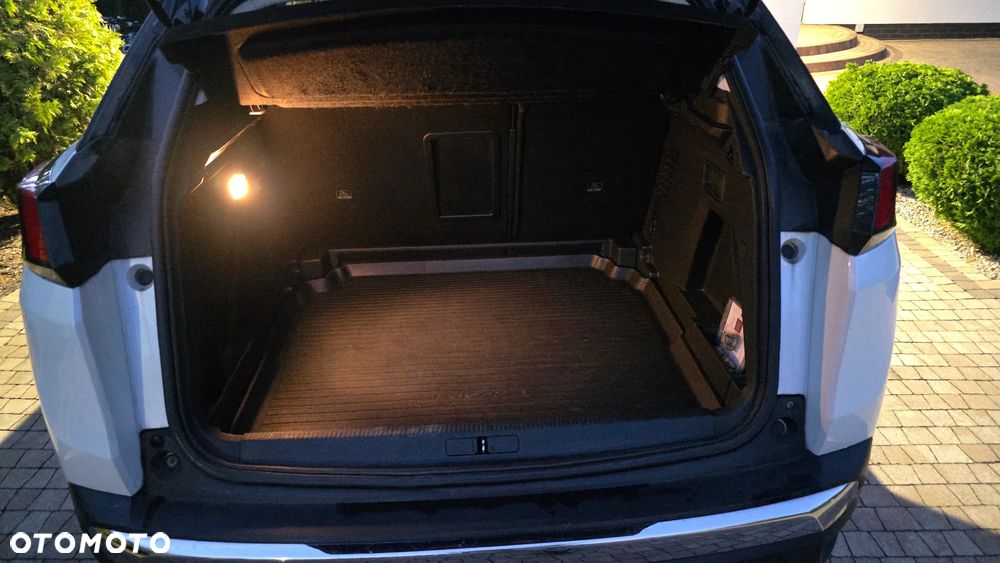 Peugeot 3008 1.2 PureTech Allure S&S - 26