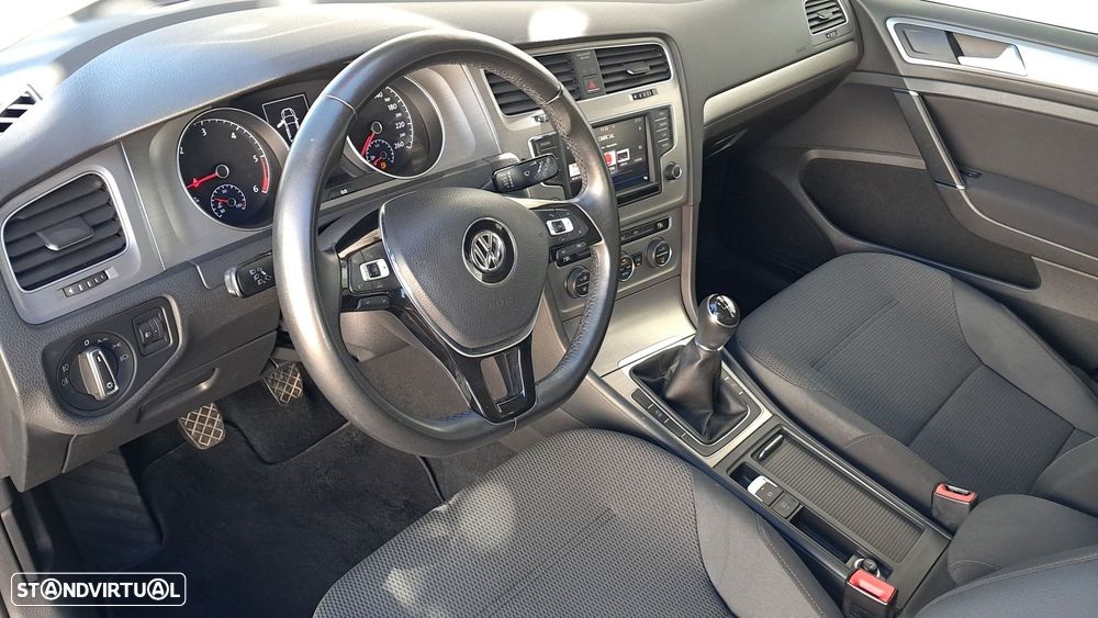 VW Golf 1.6 TDi BlueMotion Confortline - 13