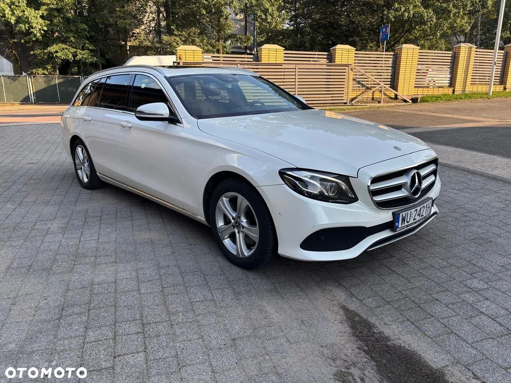 Mercedes-Benz Klasa E 250 9G-TRONIC - 6