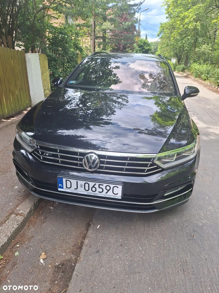 Volkswagen Passat - 2