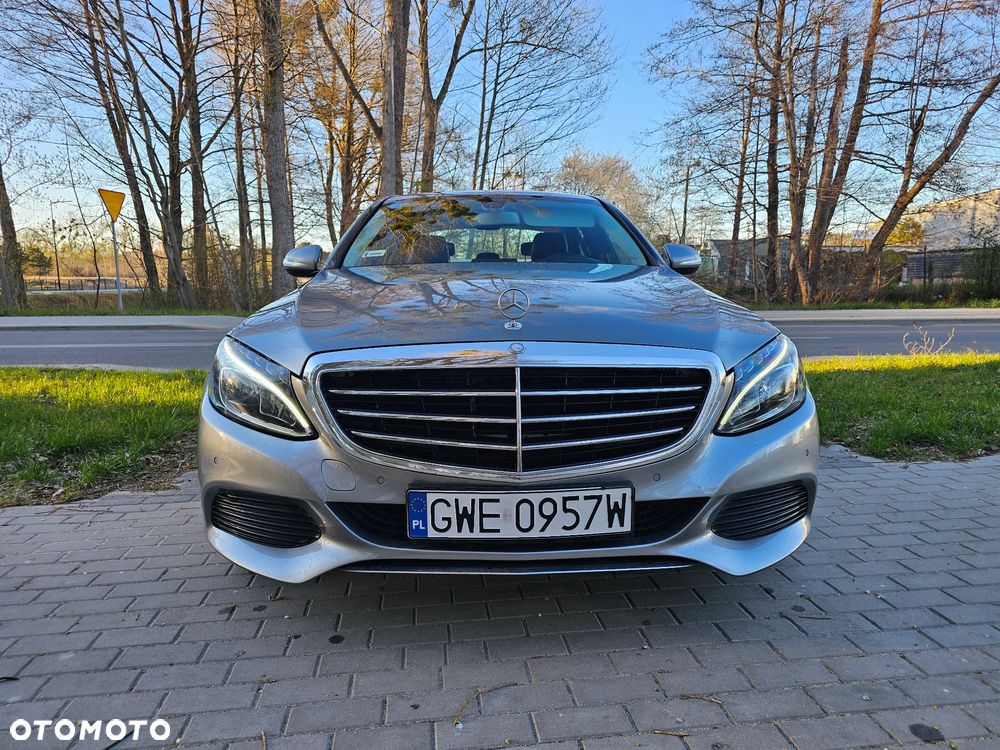 Mercedes-Benz Klasa C 180 7G-TRONIC - 37