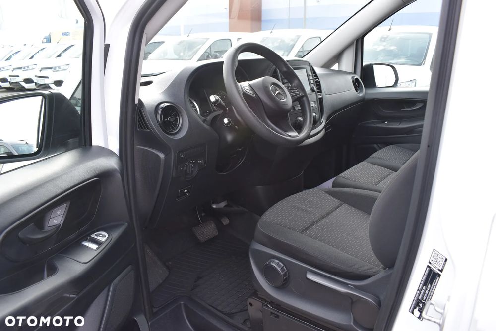 Mercedes-Benz 116 CDI L3 9G-TRONIC 447.605 - 9