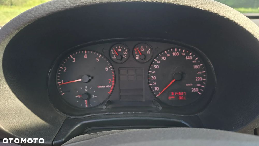 Audi A3 3-drzwiowe - 8