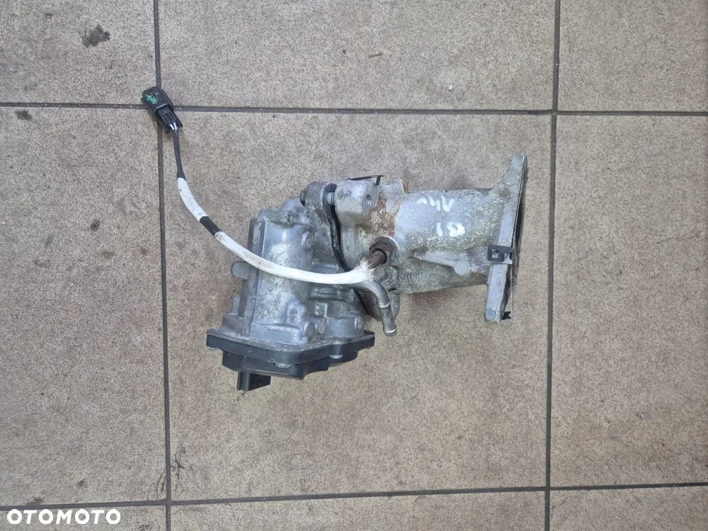 ZAWÓR EGR MASTER III MOVANO B  NV400 2.3 BITURBO 14r.+ - 2