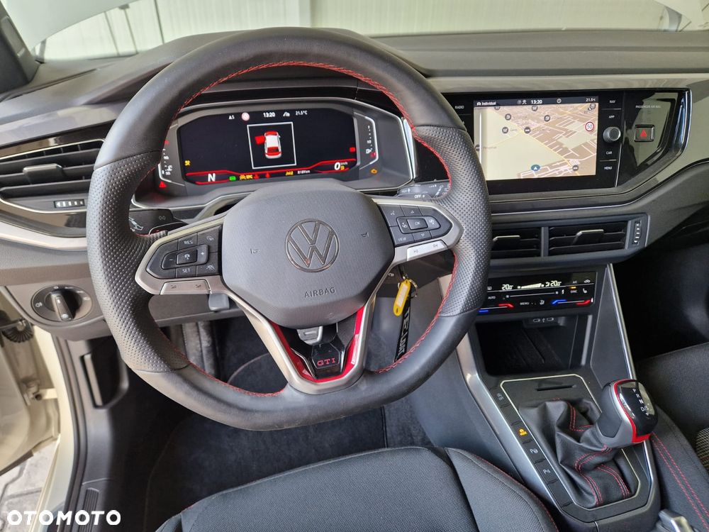 Volkswagen Polo - 9