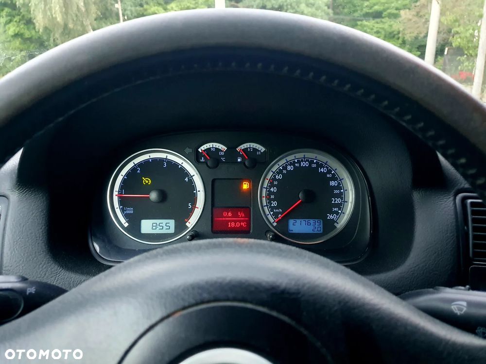 Volkswagen Golf 1.9 TDI Comfortline - 16