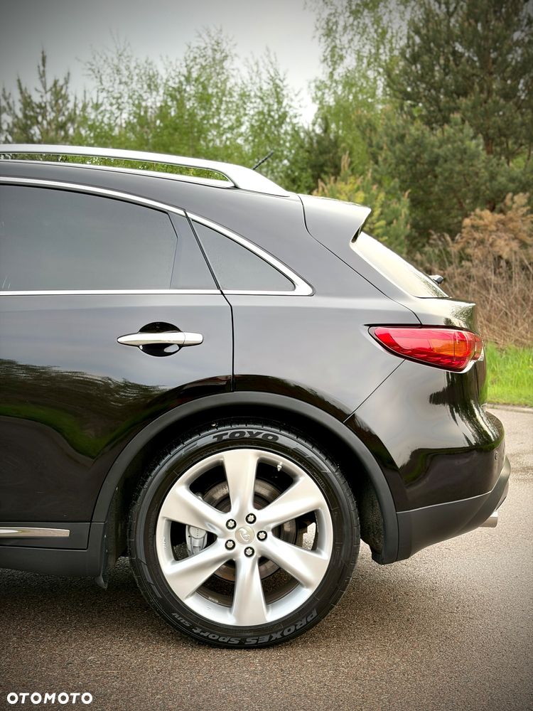 Infiniti QX70 3.0d S - 12
