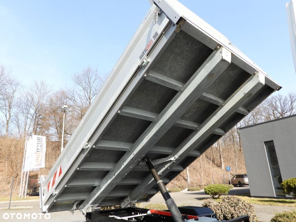 Iveco DAILY 35C14 WYWROTKA TEMPOMAT BLIŹNIACZE KOŁA KLIMATYZACJA  140KM - 24