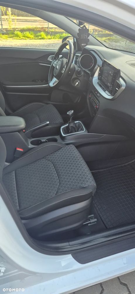 Kia Ceed 1.4 T-GDI M - 8