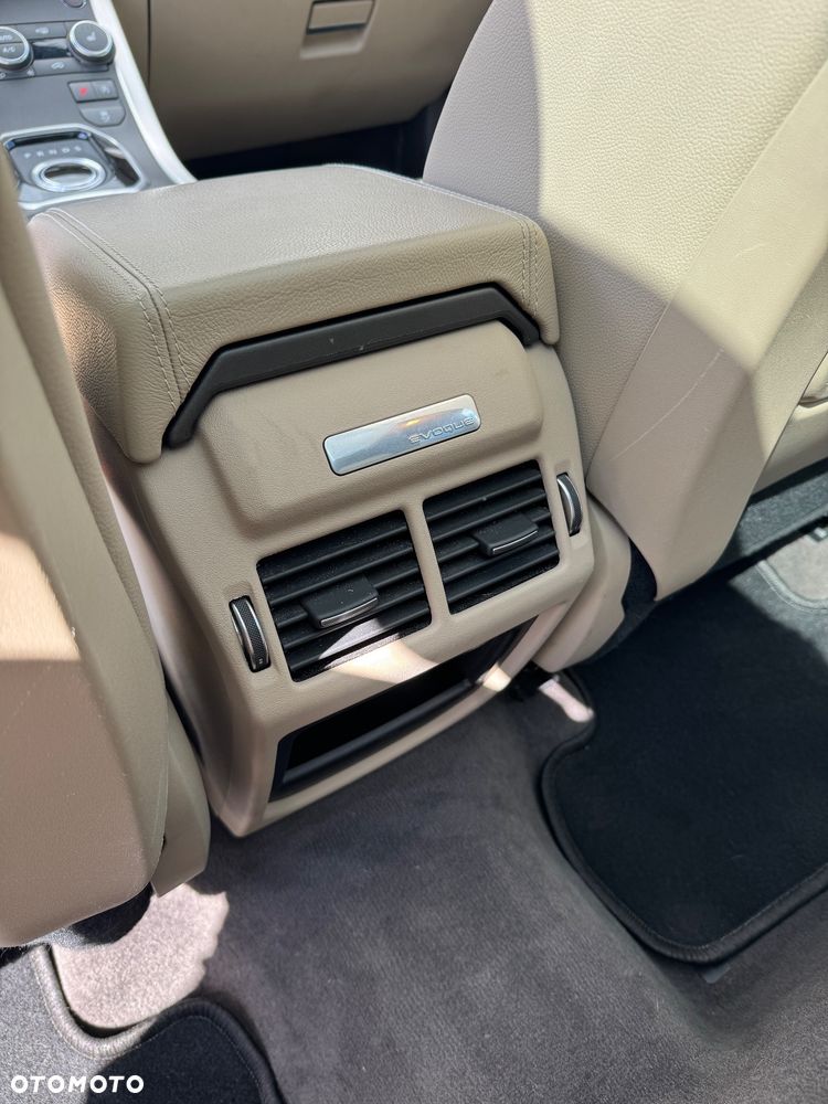 Land Rover Range Rover Evoque - 12