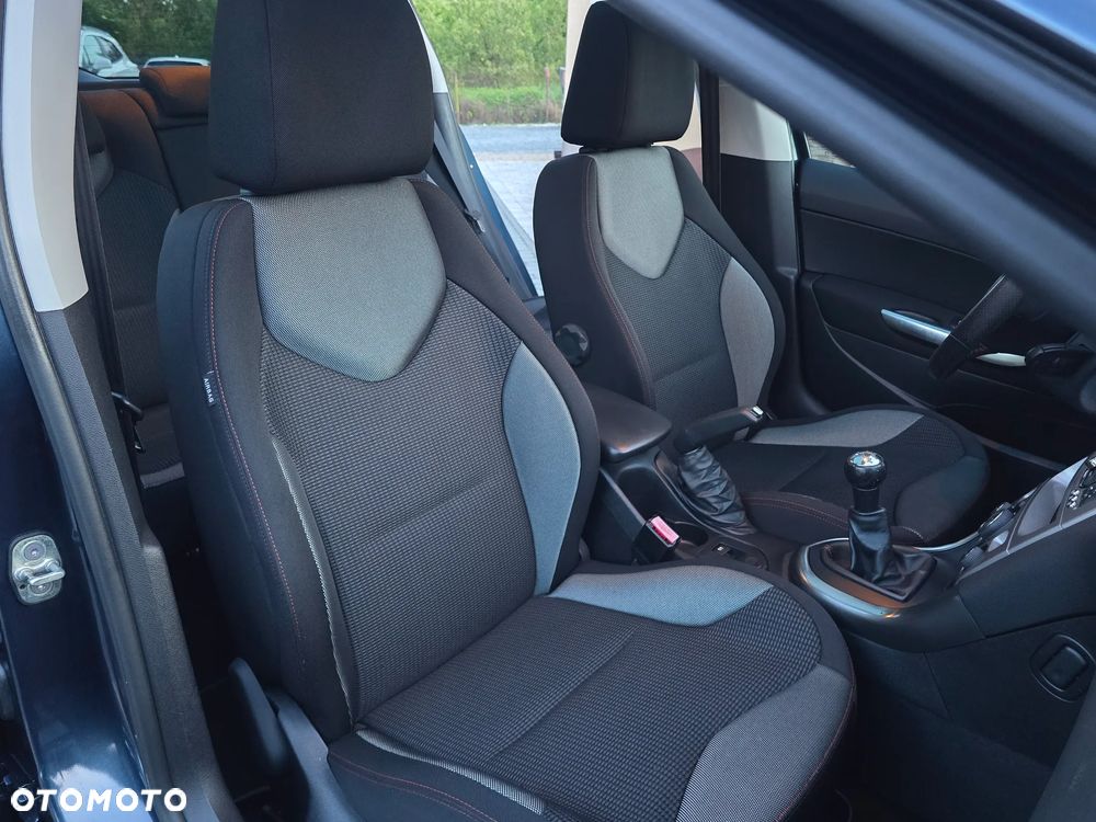 Peugeot 308 1.6 Premium - 24