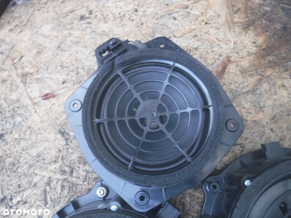 Audi TT 8J cabrio BOSE komplet glosnik wzmacniacz kratki 8J0035223D  4L0035415B 8H0035411B - 4