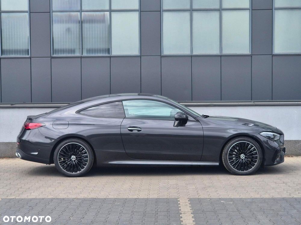 Mercedes-Benz CLE 180 9G-TRONIC Edition AMG Line - 12