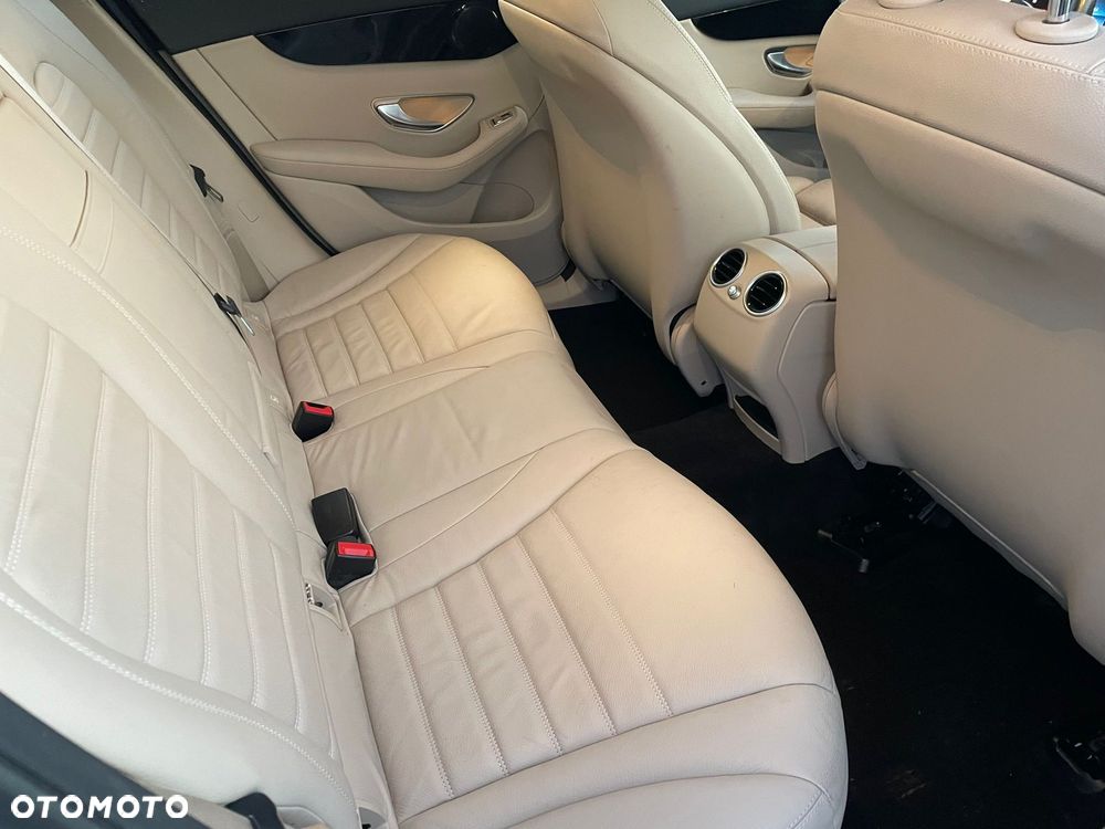 Mercedes-Benz GLC 220 d 4Matic 9G-TRONIC Exclusive - 13