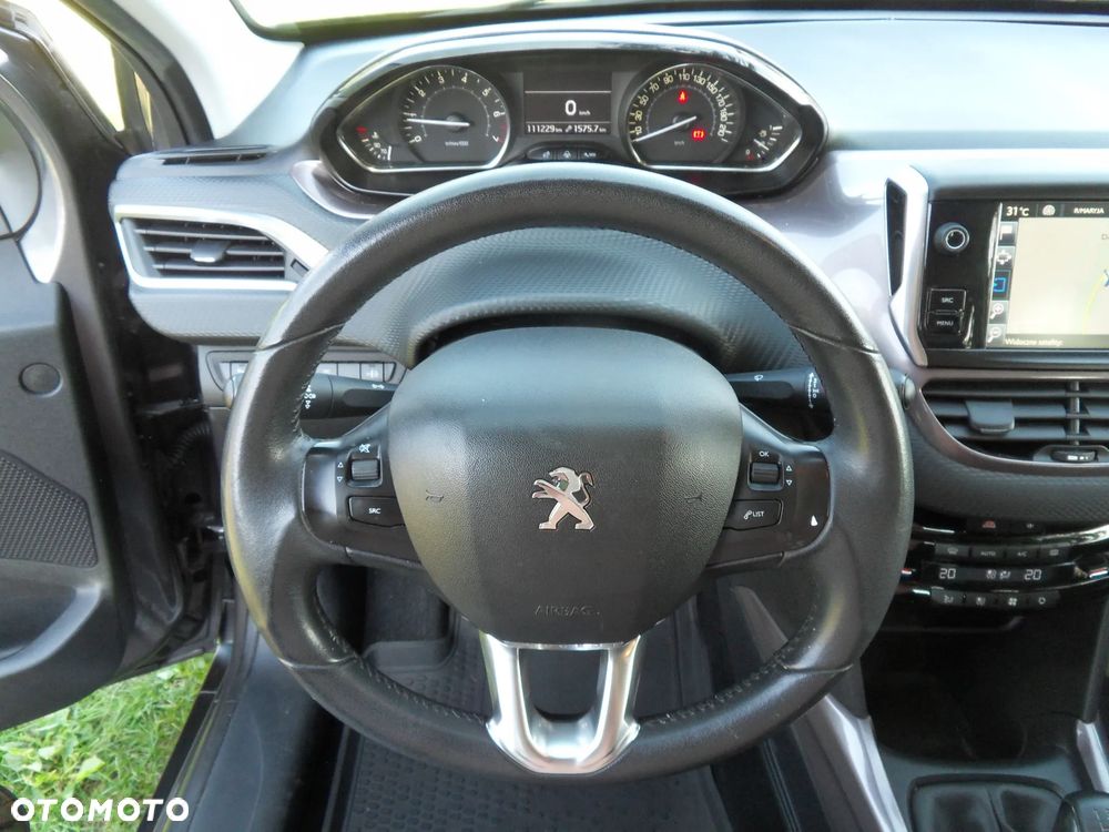 Peugeot 2008 1.2 Pure Tech Active S&S - 16