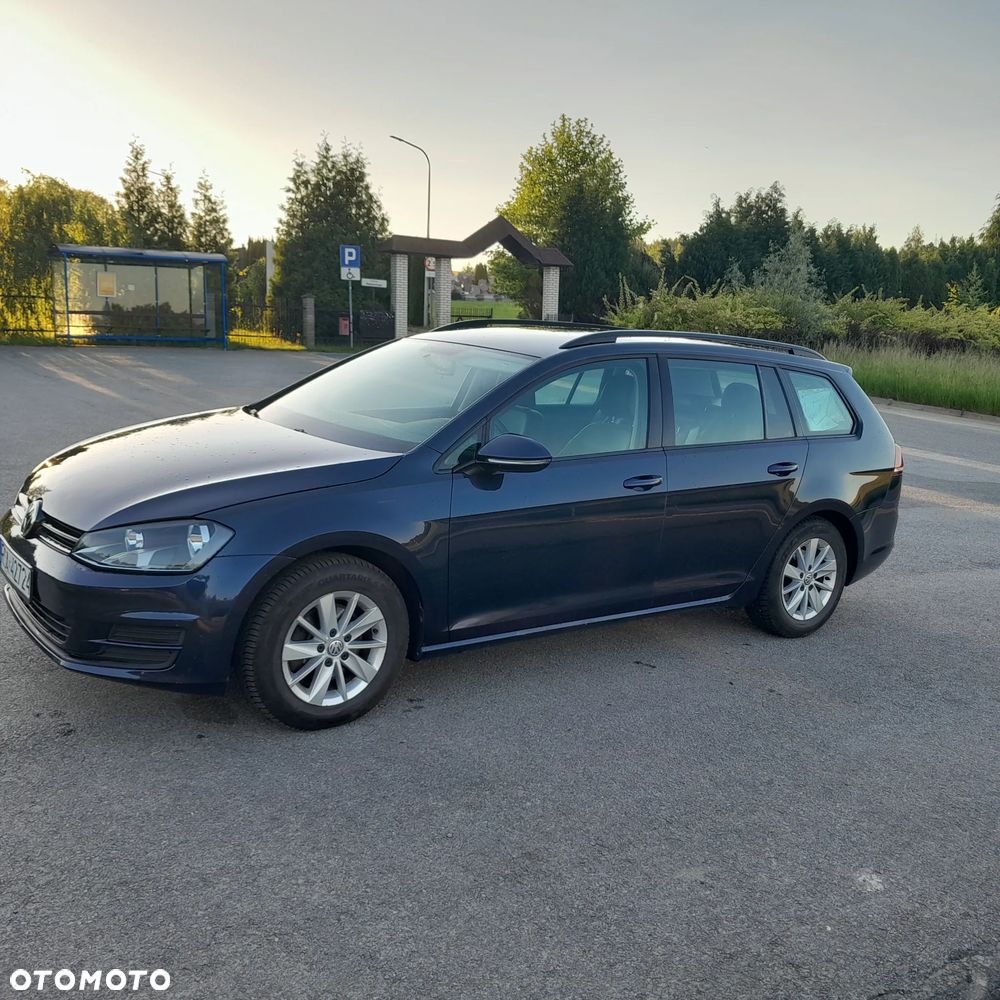 Volkswagen Golf - 6