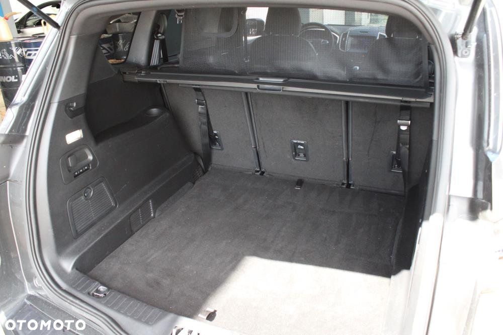 Ford S-Max - 40