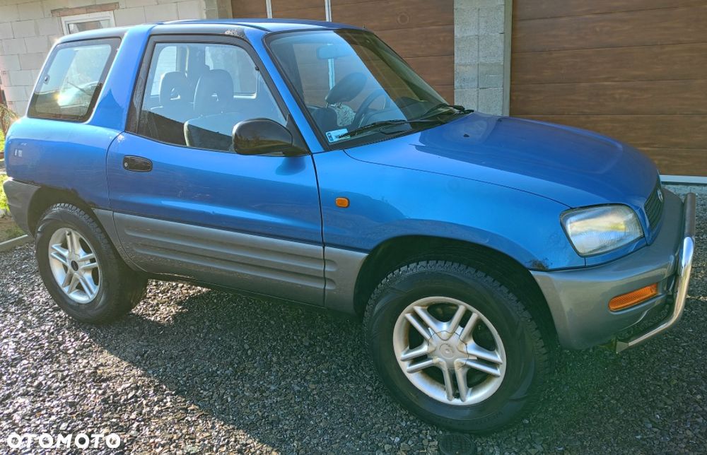 Toyota RAV4 2.0 - 1