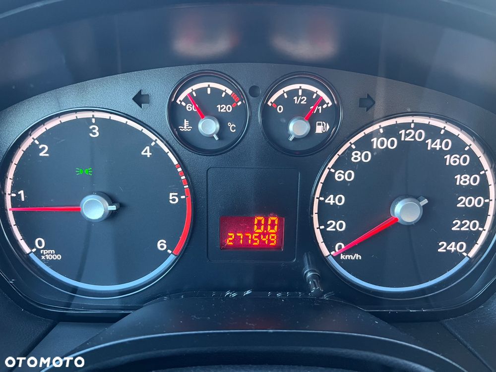 Ford Focus 1.6 TDCi Trend - 19