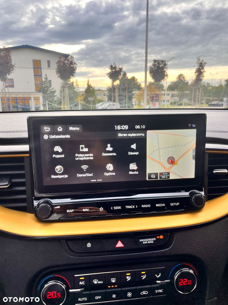Kia XCeed 1.4 T-GDI L Business Line DCT - 11
