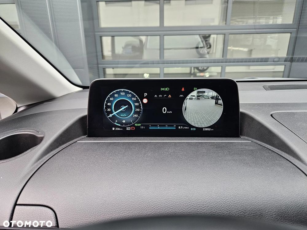 Hyundai Staria 1.6 T-GDI HEV Smart VIP - 24