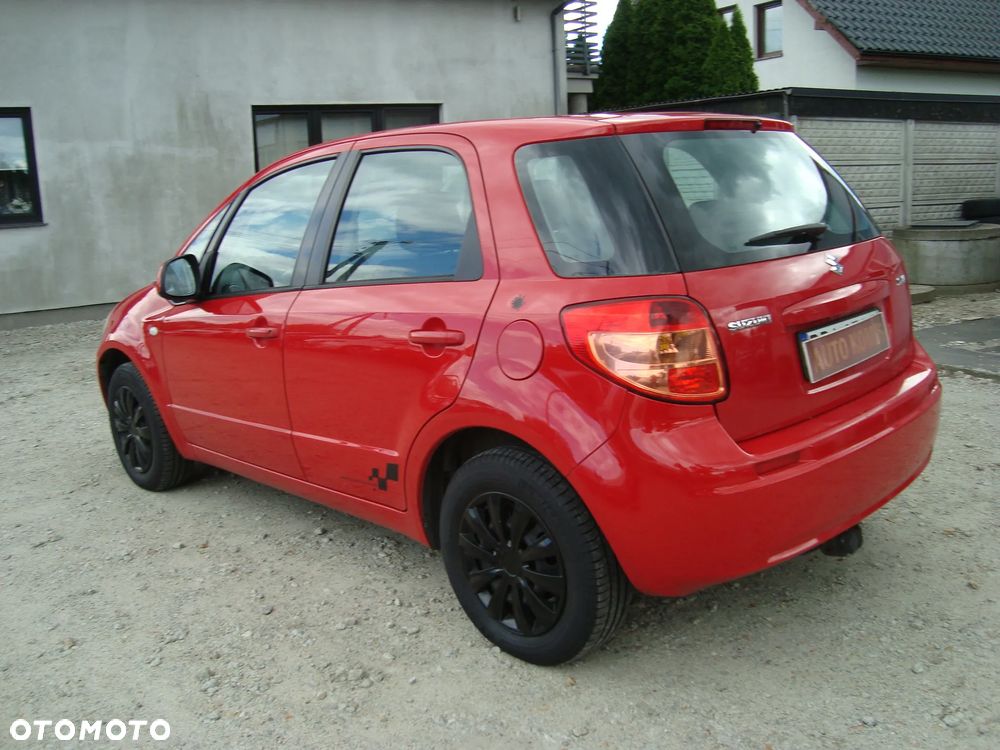 Suzuki SX4 - 8