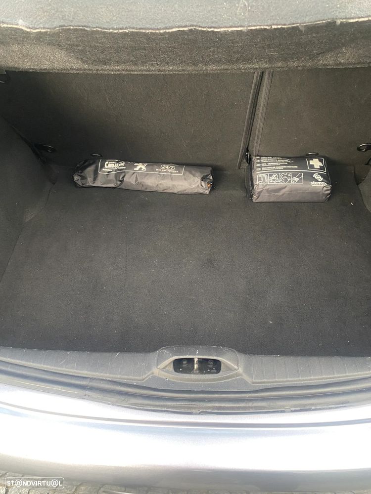 Peugeot 208 PureTech 82 Start & Stop Allure - 20