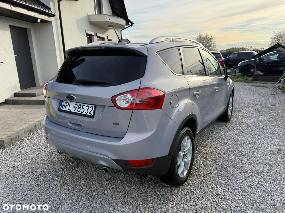 Ford Kuga 2.0 TDCi 2x4 Titanium - 13
