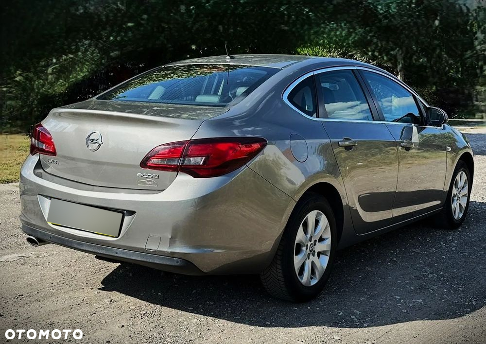 Opel Astra - 3