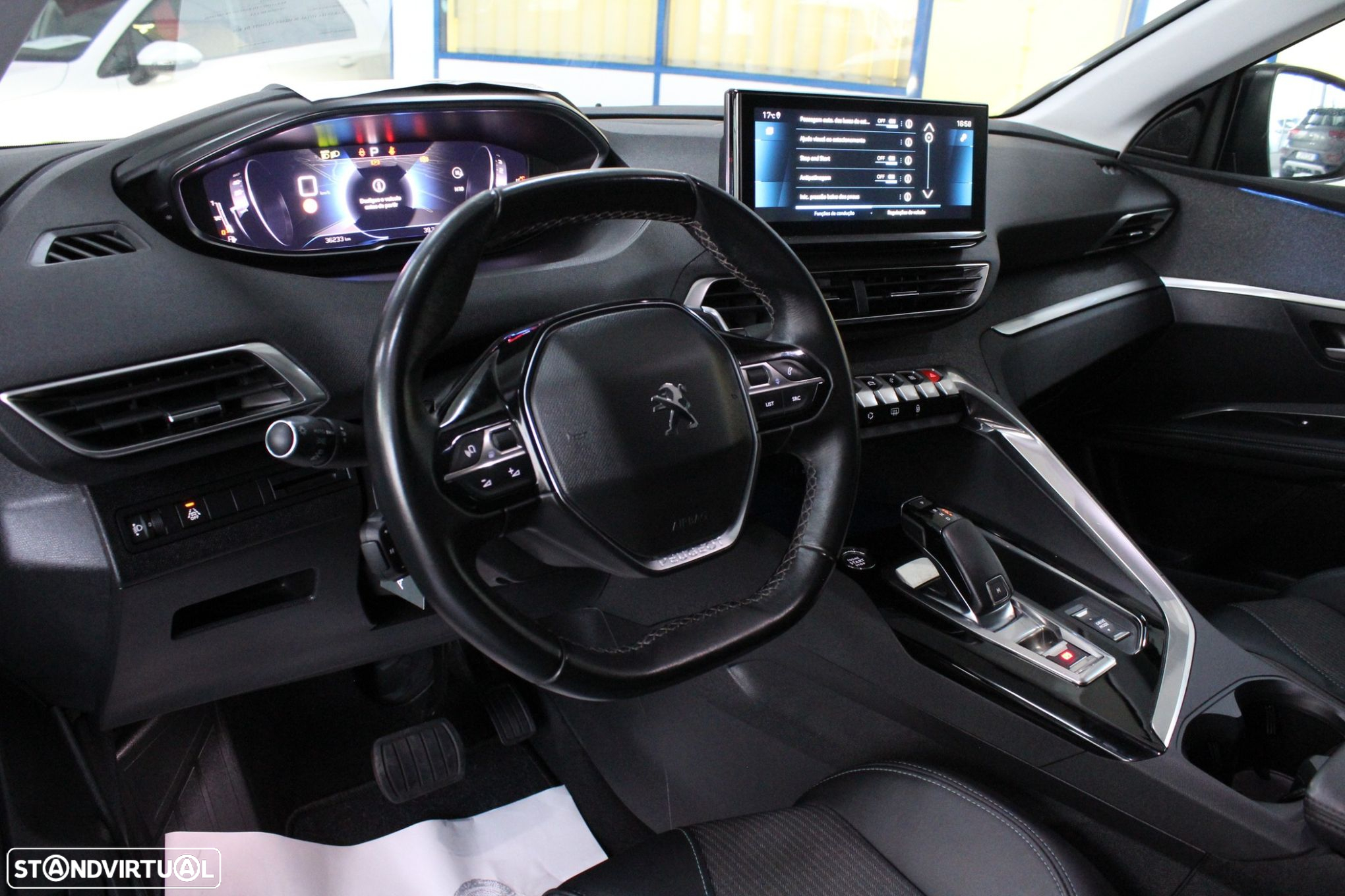 Peugeot 3008 1.2 PureTech Allure Pack EAT8 - 11