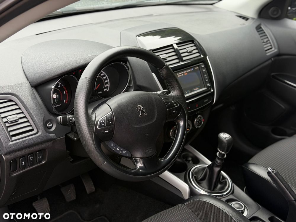 Peugeot 4008 - 13