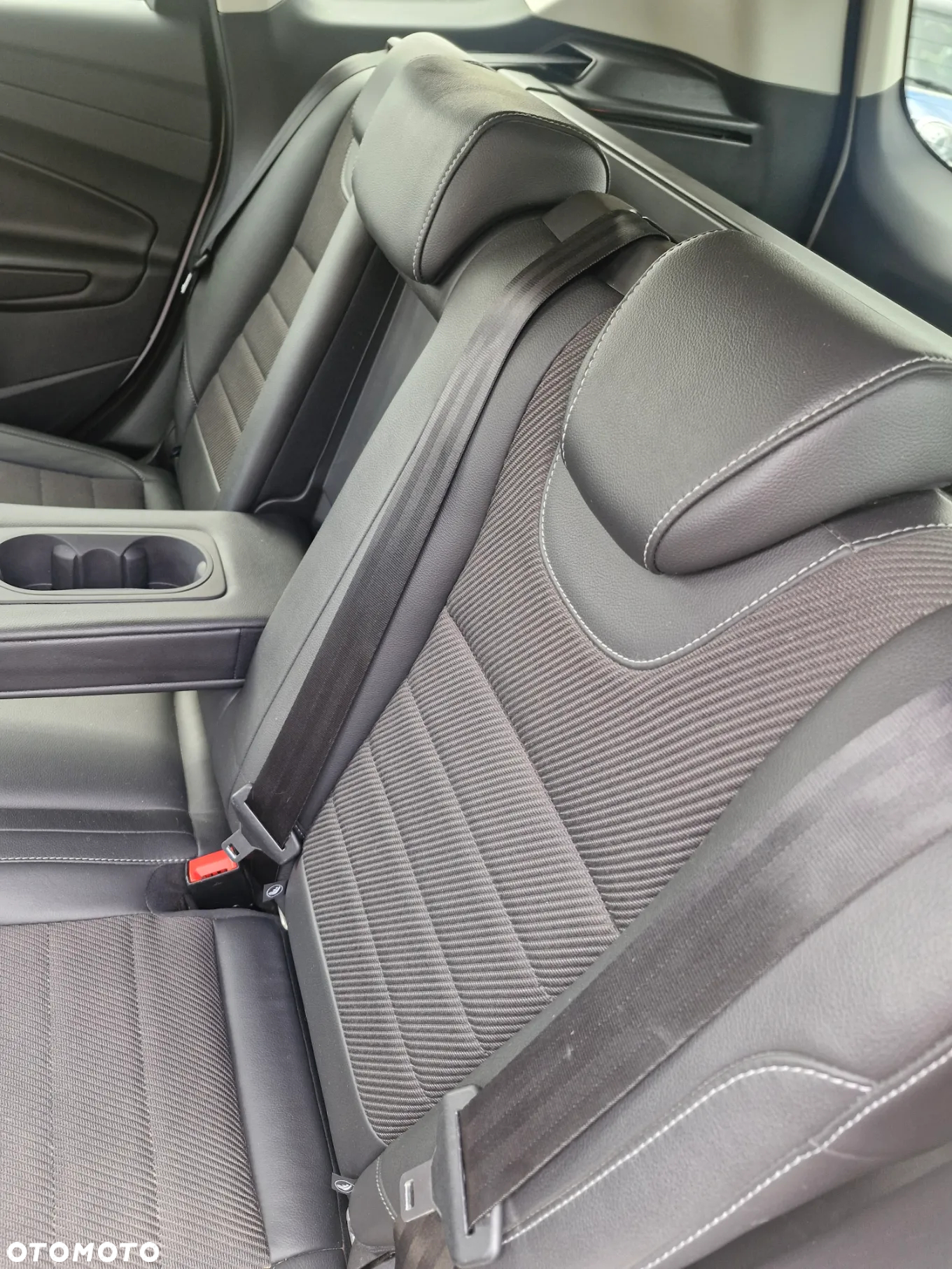 Ford Kuga 2.0 TDCi 4WD Titanium - 31